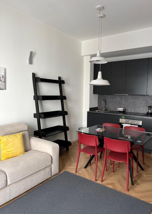 Milano: Incantevole Appartamento In Pieno Centro - Fancy Yellow Apartments Exterior foto